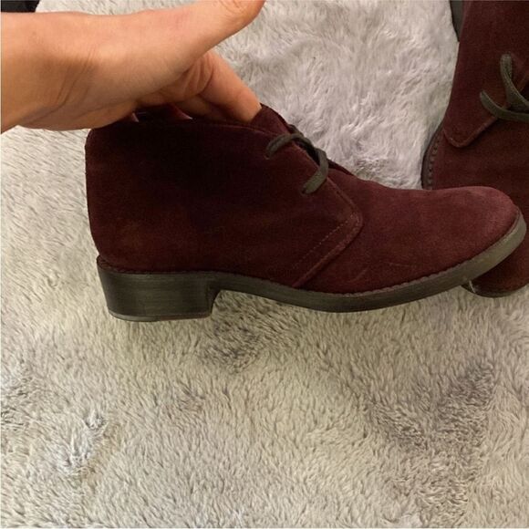 Bottega Veneta  Burgundy Suede Chukka Boots, US5 - Picture 3 of 9